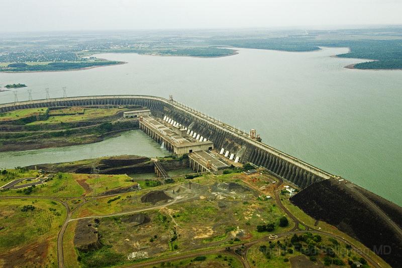 20071204_163553  D2X 4200x2800.jpg - Itaipu Dam is the largest hydroelectric plant in th world.  It has been in operation since 1982 and has had new generators opened very recently.  It is operated jointly by Paraguay and Brazil.  The American Society of Civil Engineers have elected this dam as one of the seven wonders of thr world  (1994)